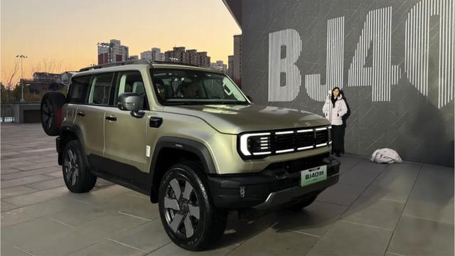 ក្រុមហ៊ុន Beijing Off-road របស់ BAIC សម្ពោធ BJ40 EREV ជាមួយ ADAS