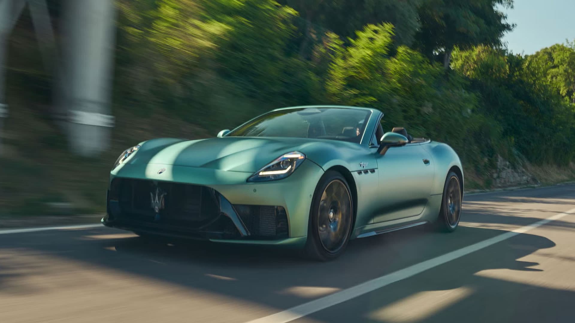 រថយន្ត Maserati GranCabrio ស៊េរីឆ្នាំ 2027ធ្វើបច្ចុប្បន្នភាពថ្មី