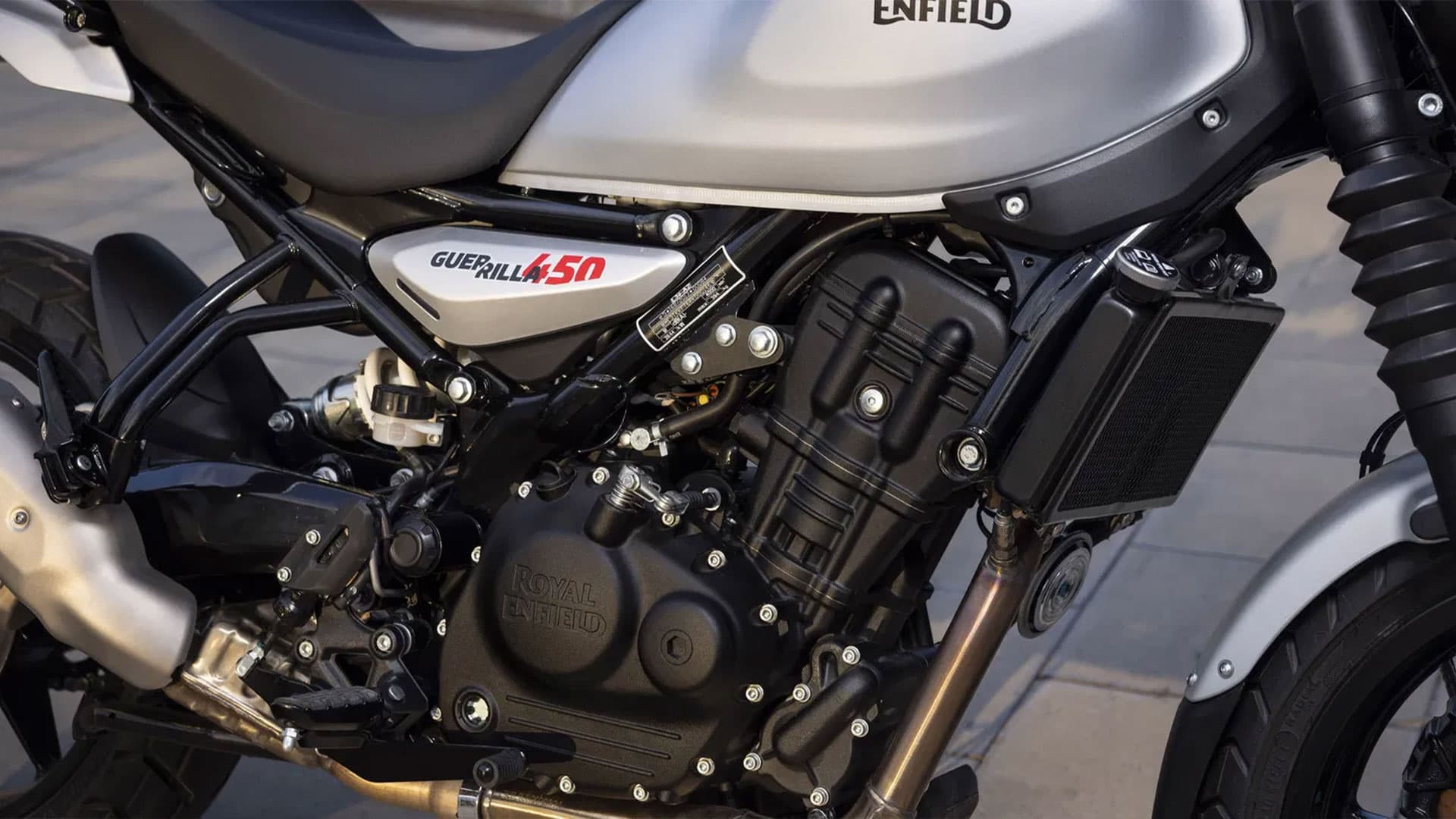 Royal Enfield ជិតបង្ហាញម៉ូដែលស៊េរីថ្មី Guerrilla 450