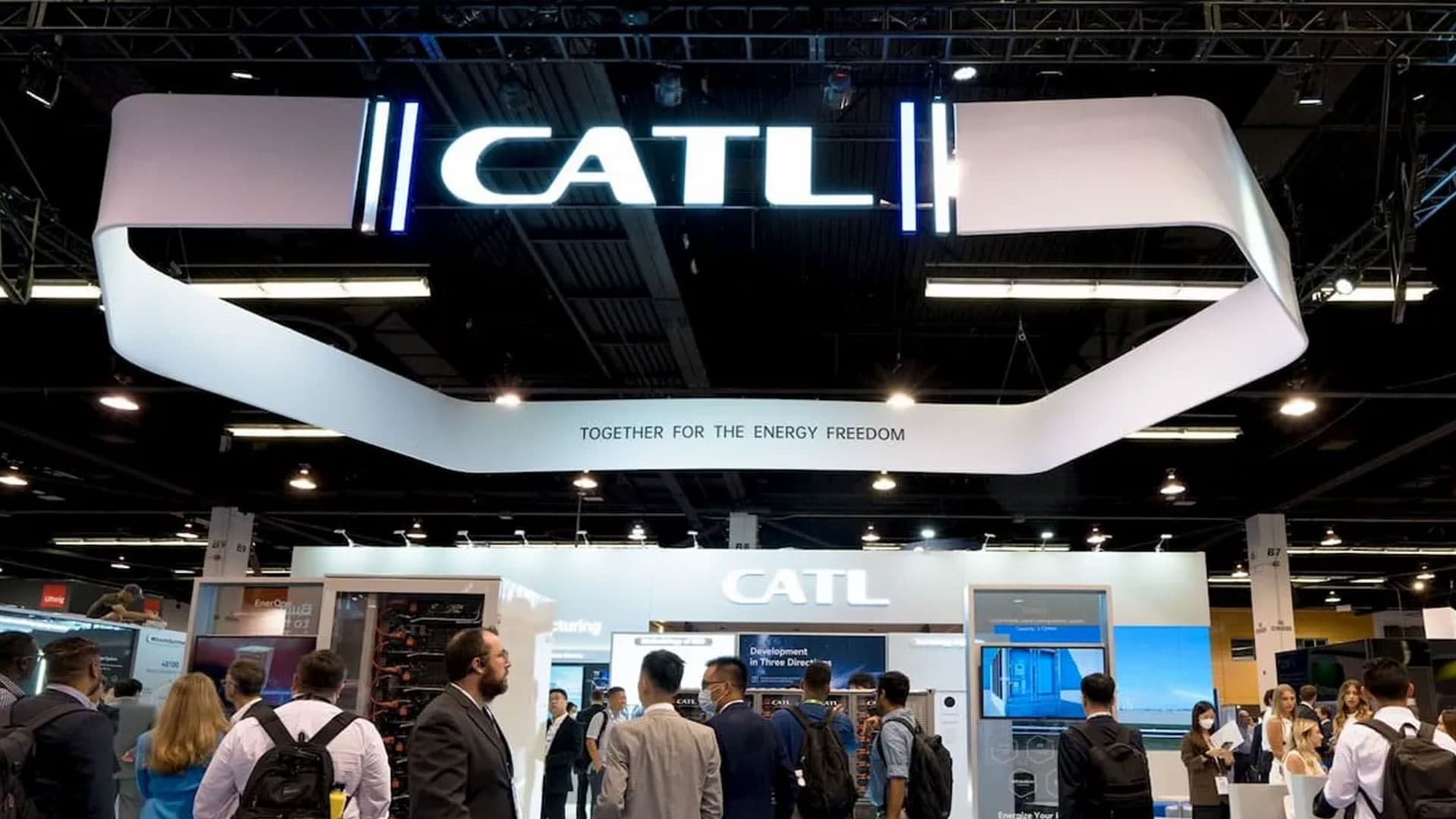 ប៉ាតង់អាគុយ Solid-state៖ ក្រុមហ៊ុន CATL ដោះស្រាយបញ្ហាភាពមិន ស្ថិតស្ថេរនៃសារធាតុ Sulfide មុនពេលសាកល្បងនៅឆ្នាំ 2027