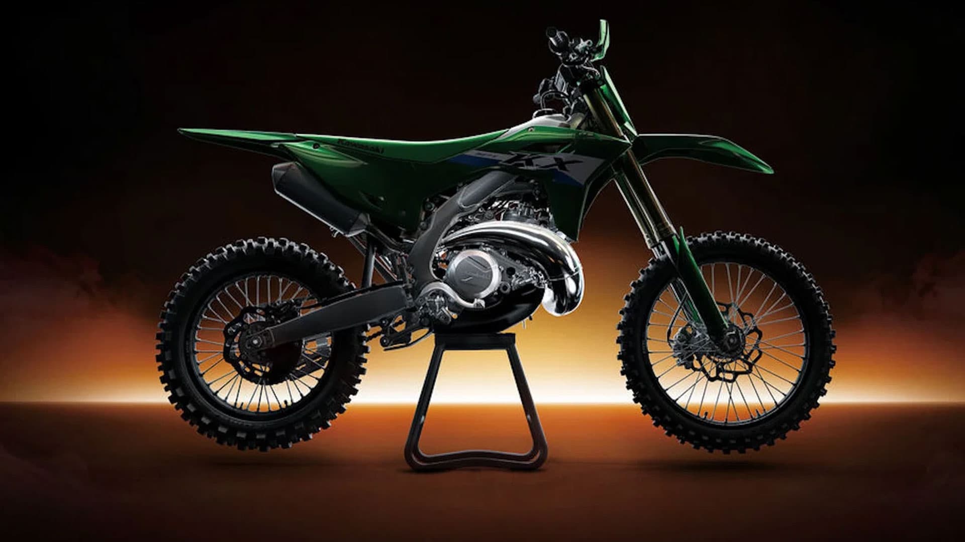 Kawasaki បើកបង្ហាញម៉ូតូ 2 តង់ស៊េរីថ្មី៖ ម៉ូឌែល Motocross KX327 និងម៉ូឌែល Enduro KX327X